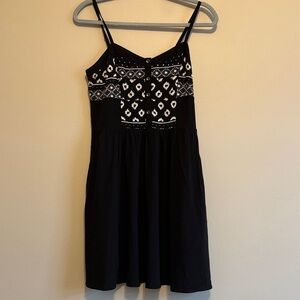 Express Black and White Midi Dress